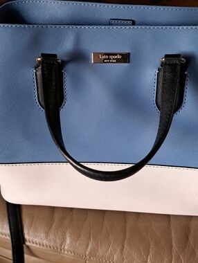 Kate Spade Laurel Way Purse /wallet